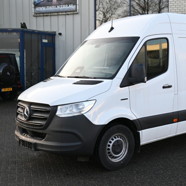 Mercedes-Benz BW Rijkers bedrijfswagens