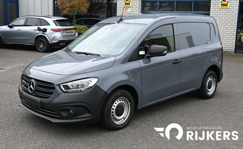  Mercedes-Benz eCitan 45 kWh accu snellaad