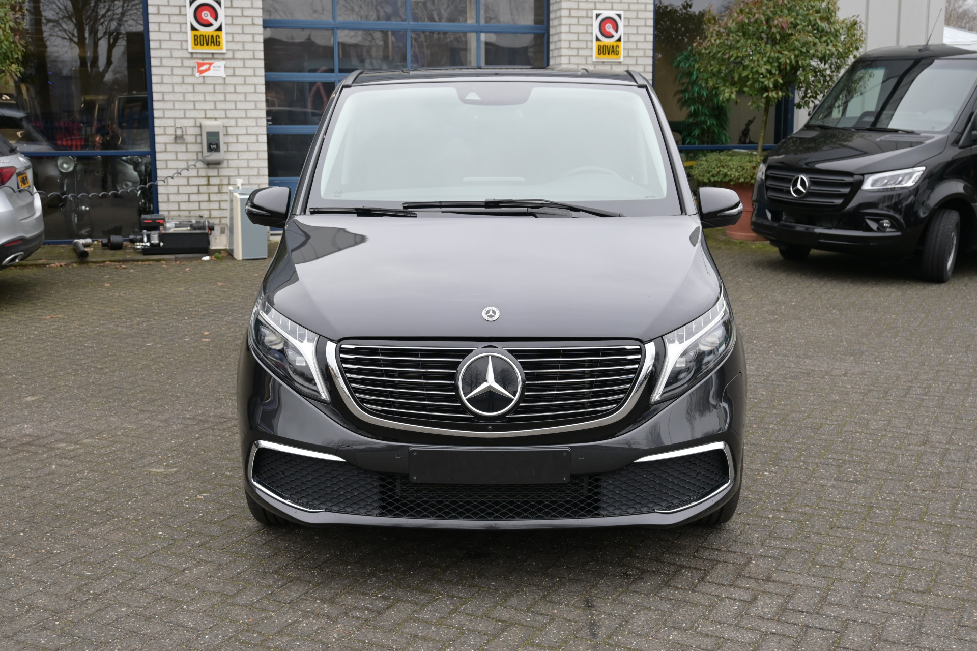 45979369-1.jpg